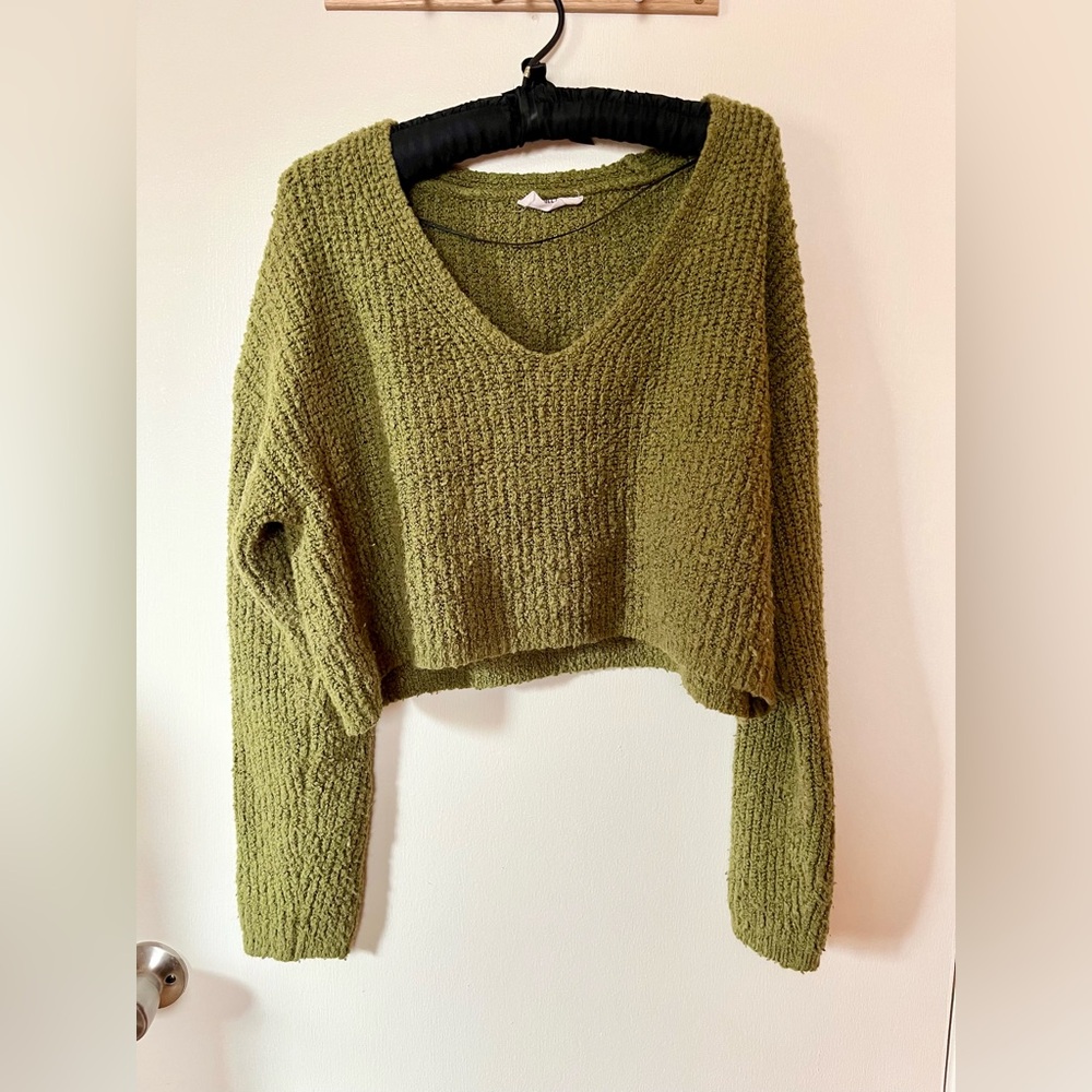 ✨Adorable✨ Green Crop Oversize Sweater, Size Small
